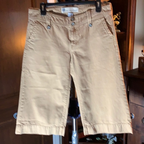 3/$25 Size 6 Lo Rise Cropped Jeans Retro - Picture 1 of 6